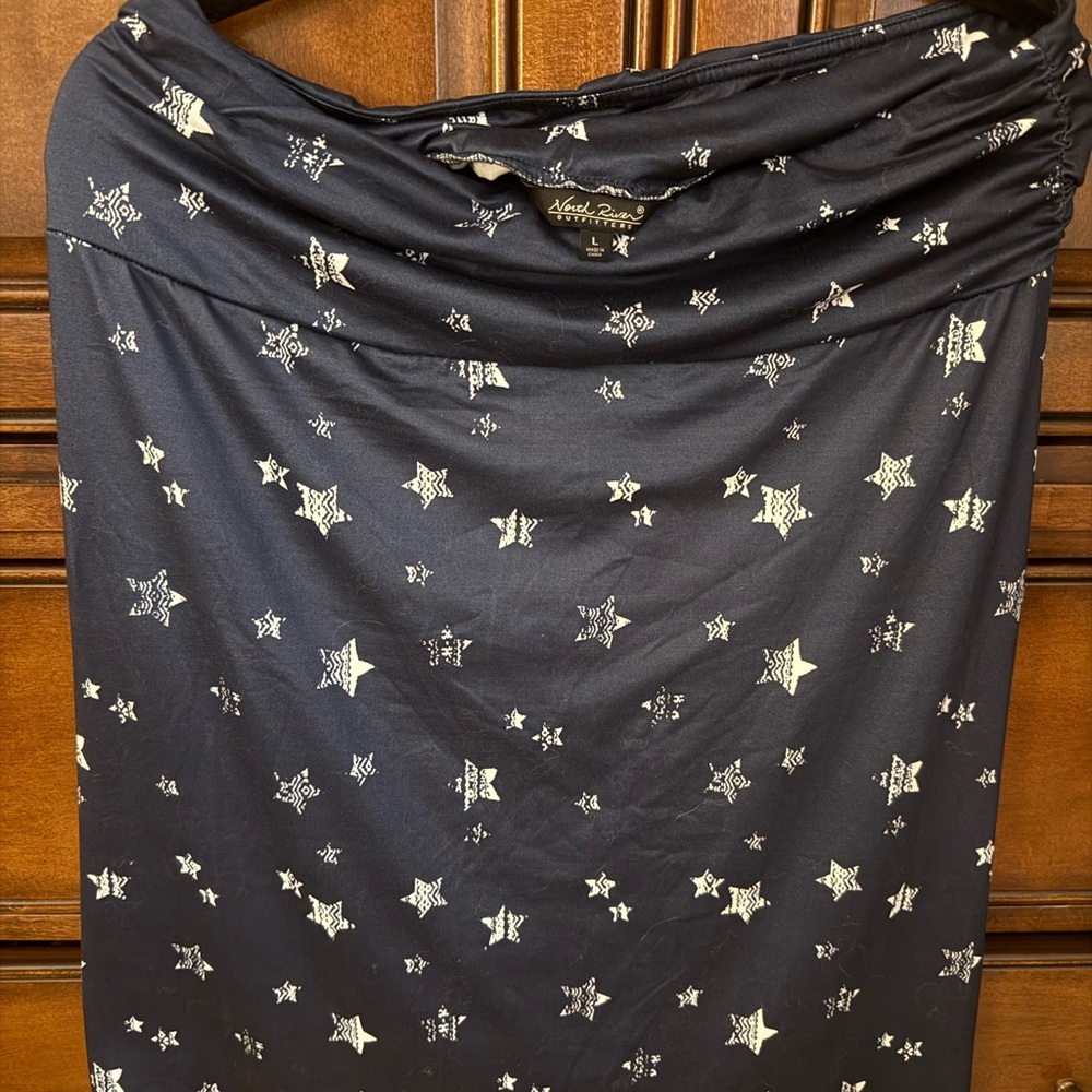 Black Star Print Midi Skirt